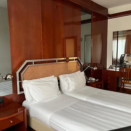 Napoleon Ξενοδοχείο