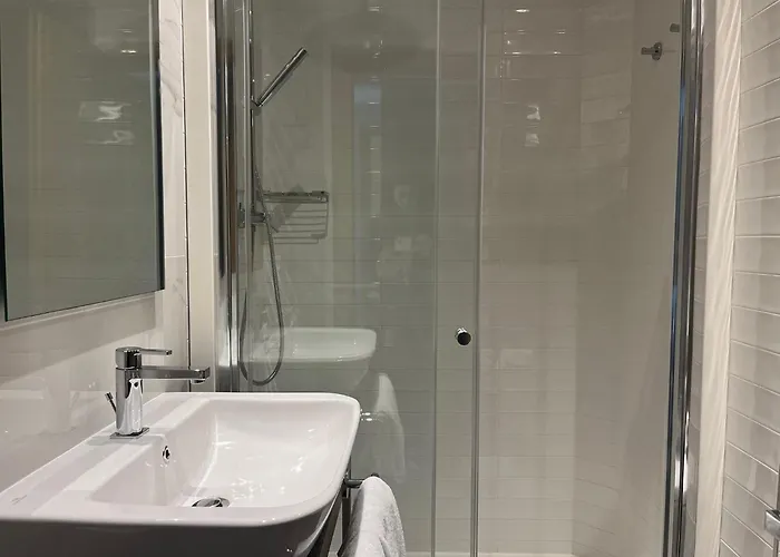 מלון Napoleon לוקה